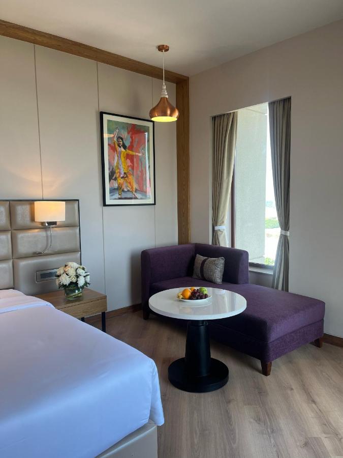 Ramada Encore By Wyndham Amritsar Airport Buitenkant foto